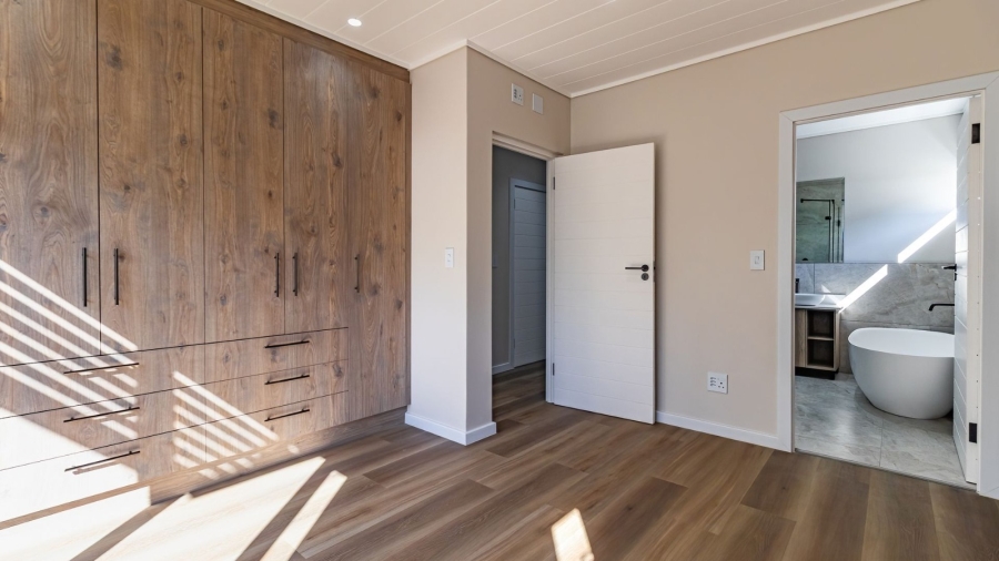 3 Bedroom Property for Sale in Heldervue Western Cape